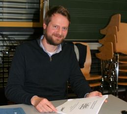 Samtgemeindekämmerer Marcus Bröcker erläuterte den Ausschussmitgliedern ein umfangreiches Zahlenwerk.  Foto: sla