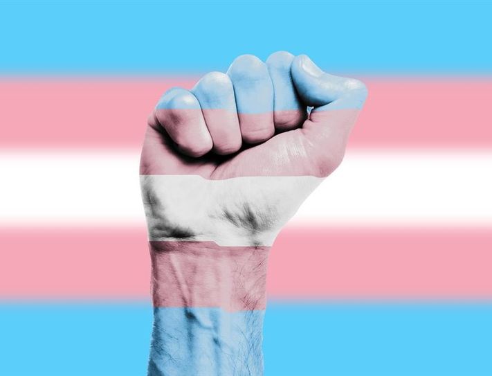 Auf dem Weg zur freien Selbstbestimmung von trans*Personen ist noch einiges zu tun. Bild: Adobestock/ink drop
