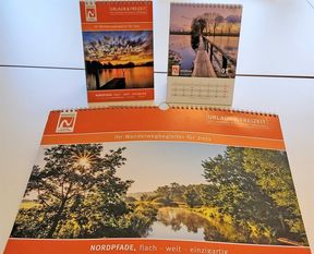 Der Nordpfade-Jahreskalender 2021 ist erstmalig im DIN A3-Format sowie als Tisch-Postkartenkalender erhältlich. Foto: eb