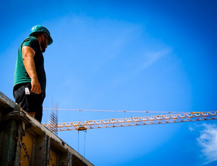 Klare Perspektive: Baubeschäftigte bekommen in den kommenden Monaten mehr Geld.  Foto: IG Bau