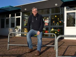 Den Start gemeistert: Seit knapp vier Monaten leitet Torsten Langwich die staatlich anerkannte Tagesbildungsstätte Helga-Leinung-Schule (HLS).  Foto: Lebenshilfe Bremervörde/Zeven