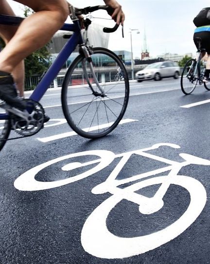 65 Millionen bekommt das Land NIedersachsen, um sein Radnetz auszubauenen und sicherer zu machen. Foto:adobestock/M. Damkier