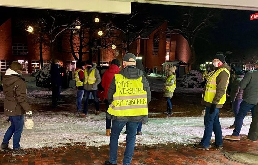 Impfen findet man hier nicht so gut - Rechtschreibung und klare Aussagen auch nicht.  Foto: rgp