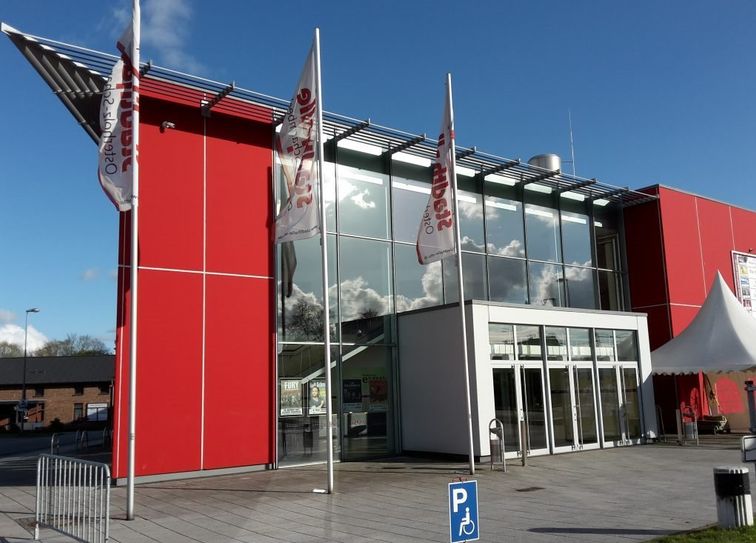 Seit Montag läuft der Betrieb im Impfzentrum in der Stadthalle.  Foto: stadthalle-ohz.de