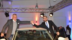 Vater und Sohn leiten gemeinsam das Autohaus Gerken und bringen im Landkreis Autos unter die Leute: Thomas und Tobias Gerken.   Foto:eb