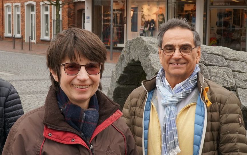 „Annalena Baerbock kann Politik zukunftsfähig machen“, sind sich Sabine Holsten und Hans-Jürgen Schnellrieder einig.  Foto: eb