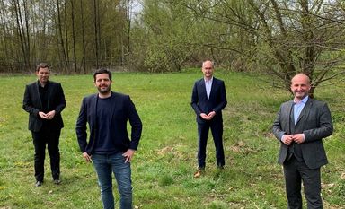 Sozialdemokratische „Manpower“ aus Niedersachsen: Die Anführer der Kandidatenliste für die Bundestagswahl: Lars Klingbeil, Daniel Scheider, Michael Harjes und Kai Koeser (v. li.)