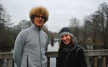 Die Tüdelband, hier auf der Vorwerkbrücke in Bremervörde, muss ihr Konzert erneut verschieben.