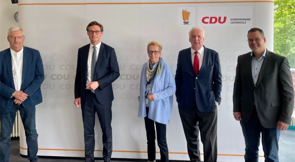 Torsten Wischhusen, Kreisvorsitzender Kristian Tangermann, Brunhilde Rühl, Rainer Sekunde und Martin Köpke (v. l. n. r.)