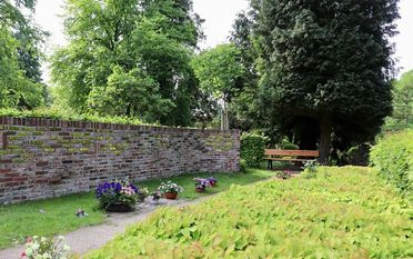 Eine angenehme Überraschung: Das Urnenfeld auf dem Worpsweder Friedhof in neuem Glanz