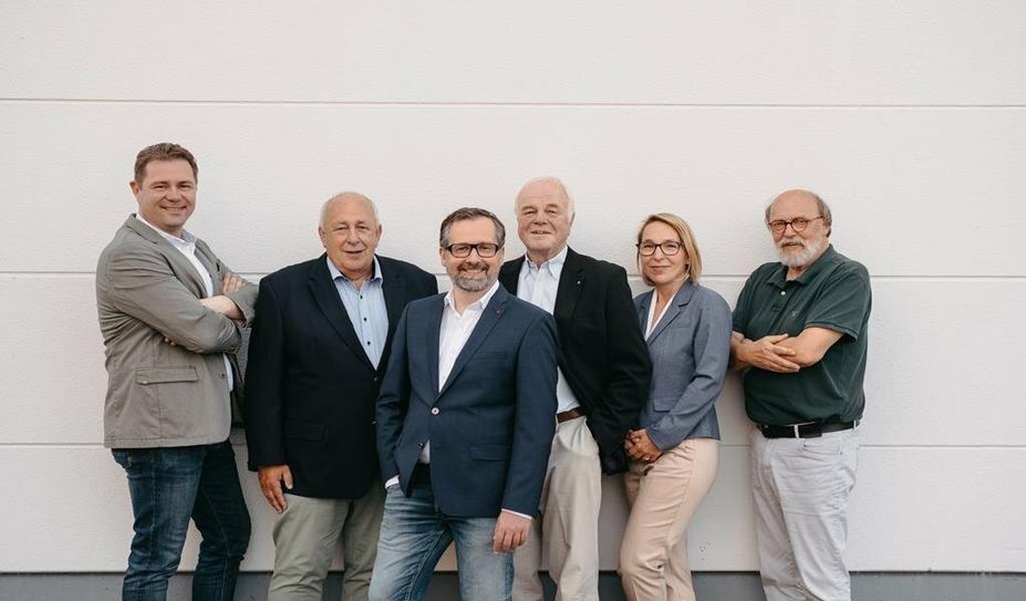 Janko Seegelken, Wilfried Guttmann, Timo Koschnick,Waldemar Orthmann, Bettina Müller-Thielbahr, Dr. Achim Teichner (v. li.)