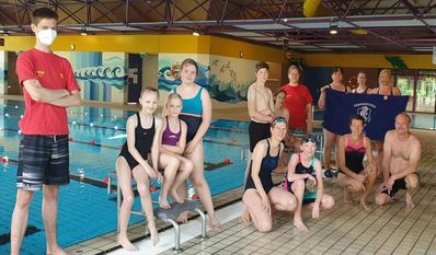 Kürzlich legten diese Teilnehmer:innen das Schwimmabzeichen Bronze ab.