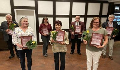 Einige Mitglieder wurden für ihre langjährige Vereinszugehörigkeit geehrt.