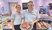 Melanie und Stefan Gawehn feiern ihr Jubiläum mit leckeren Steaks.