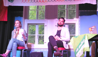 Lena Gumnior (Grüne) und Mizgin Ciftci (Linke) bei der Podiumsdiskussion zum Thema Klimagerechtigkeit.