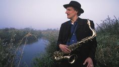 Saxophonist Bernd Schlott spielt am 10. Oktober gemeinsam mit Nachwuchstalenten.