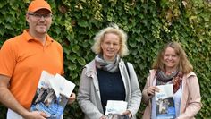 Obermeister Gerald Gilbert, Melanie Siller und Jennifer Wiese vom Landkreis stellen die Brötchentütenaktion vor und luden zu den Infoabenden ein.
