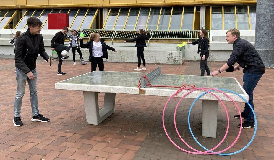 Mit Musik und Bewegung durch die Pandemie: Zwei Projekte des Gymnasiums Bremervörde wurden für einen Förderpreis der Stiftung Bildung nominiert - bis zum 19. November kann für den Publikumspreis abgestimmt werden. Foto: eb