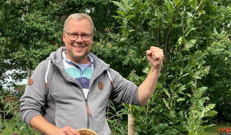 Thomas Bösch hat „Trees For Bees“ gegründet und inzwischen bereits rund 50 Unternehmen gefunden, die ihn unterstützen.