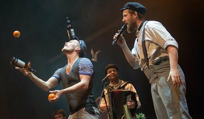 Einen mitreißenden Abend mit toller Unterhaltung garantiert „Albers Ahoi!“.