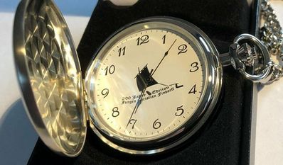 Diese Taschenuhr wurde in limitierter Auflage angefertigt und kann noch erworben werden. Fotos: eb