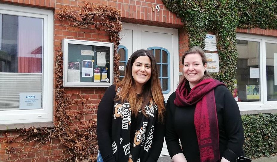 Evin Elma (li.) und Tanja Scheefe leiten die Begegnungsstätten in Bremervörde und Gnarrenburg und machen das Beste aus der Situation während der Pandemie.