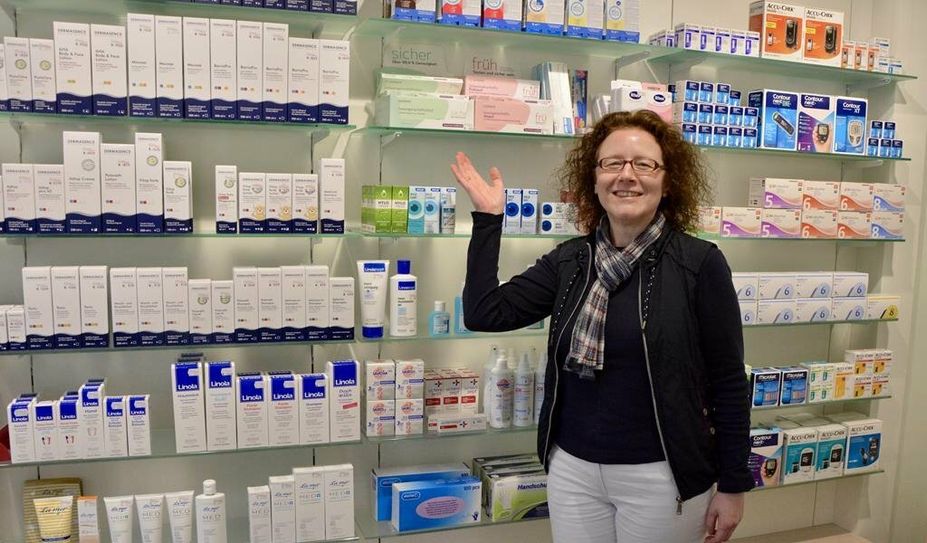 Yvonne Galder freut sich über die modernisierten Räume, in denen es jetzt mehr Platz für die Beratung gibt.