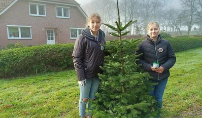 In kleinen Gruppen zogen die Kinder durch die Dörfer und baten um eine Spende für die Kirchengemeinde in Lamstedt.