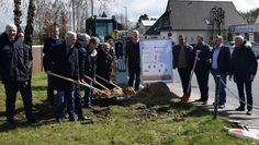 Arbeiten seit vielen Jahren zusammen und setzen auch den ersten Spatenstich gemeinsam: Die Projektbeteiligten Kommunen, Land und EWE.