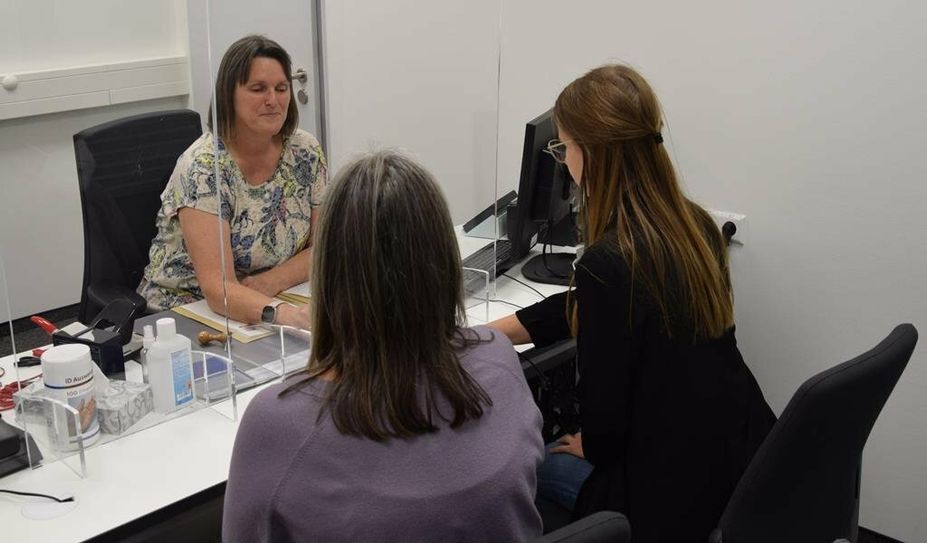 Rund 25 Geflüchtete aus der Ukraine kommen aktuell pro Woche im Landkreis Osterholz an. Die Ausländerbehörde vergibt zusätzliche Termine außerhalb der regulären Öffnungszeiten. Foto: eb