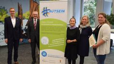 In Bredbeck ist Mari Nagaoka (Mitte) als Koordinatorin für das Projekt verantwortlich.