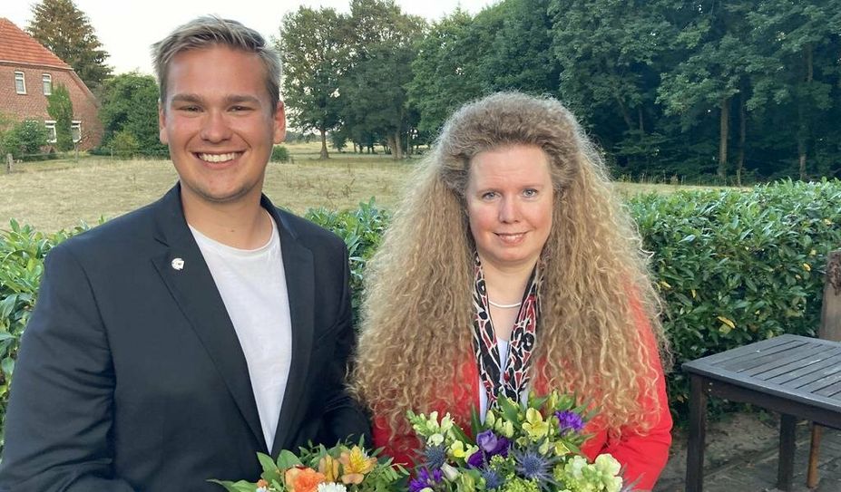 Andrea Vogelsang mit dem SPD-Landtagskandidaten Frederik Burdorf. Foto: eb