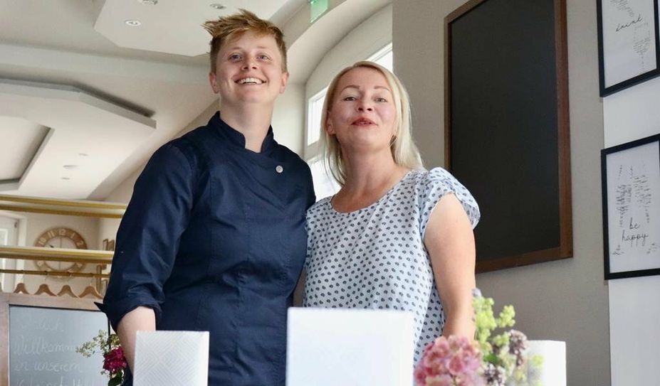 Chefköchin Lara Skrube und Inhaberin Joanna Lummel sind voller Vorfreude. Foto: akl