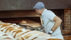 Nicht die Heizung, sondern der Ofen verursacht die meisten Energiekosten in einer Handwerksbäckerei. Entlastungen gab es bisher nicht.