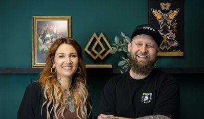 Vanessa Nessel und Simon Hinsch bieten Termine nach Vereinbarung an.