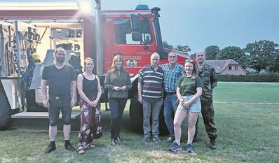 Die Teilnehmenden des Abends zeigen sich zufrieden mit den Ergebnissen.