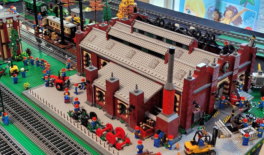 Die kleinen bunten Steine lassen die Kreativität der Menschen aufleben.