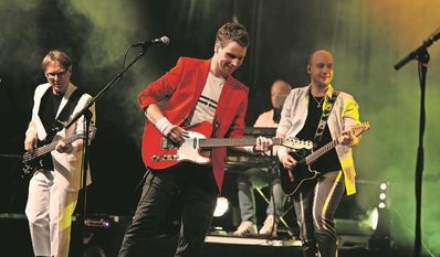 Im Mittelpunkt des Konzerts steht das Album „Alchemy - Dire Straits Live“.