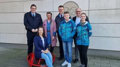 Insgesamt 6.750 Euro konnte der Regionalbeirat an fünf regionale gemeinnützige Vereine und Institutionen übergeben. Foto: cne