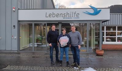 Auch bei der Lebenshilfe Rotenburg-Verden stehen die Mitarbeitenden bereit, die Altkleider anzunehmen.