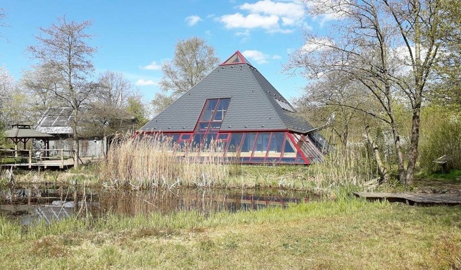 Das naturnahe Gelände muss gepflegt werden - eine Aufgabe der Freiwilligen.