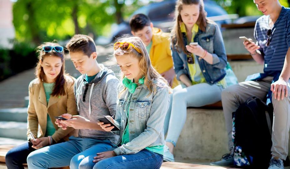 Gerade im ländlichen Raum ermöglichten digitale Angebote gesellschaftliche Teilhabe, Zugang zu Wissen und soziale Vernetzung.