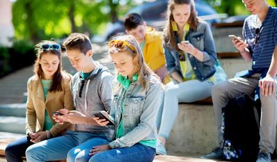Gerade im ländlichen Raum ermöglichten digitale Angebote gesellschaftliche Teilhabe, Zugang zu Wissen und soziale Vernetzung.