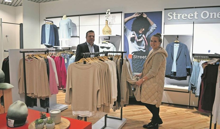 Auch verschiedene Spirituosen werden an dem Tag im Modehaus Wienberg angeboten.