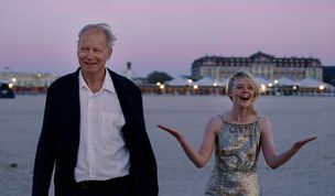 Der notorisch abwesende Vater, der Filmregisseur Gustav Borg (Stellan Skarsgård), drängt seine Tochter Nora (Renate Reinsve), in seinem neuen Film die Hauptrolle zu spielen.