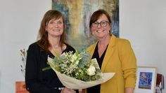 Ute Cordes (links) und Anja Schlesselmann-Janssen durften zahlreiche Gäste zur Vernissage begrüßen.