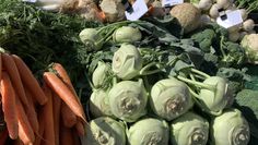 Knackiges Obst und Gemüse aus der Region sind das Aushängeschild des Wochenmarktes.