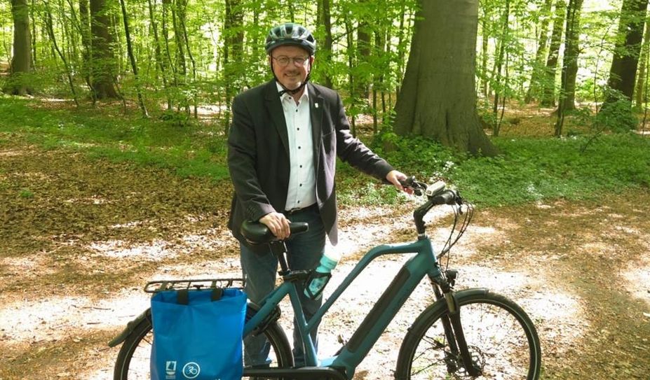 Auch Landrat Bernd Lütjen nimmt regelmäßig an der Aktion teil.