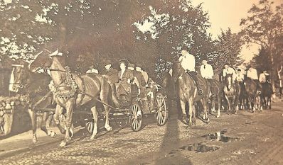 Der Reit- und Fahrverein Kuhstedt wurde 1949 gegründet. Bereits ein Jahr später fand der erste Reitertag statt.