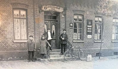 Kaum wiederzuerkennen - der Gasthof Ahrens in seiner Anfangszeit.